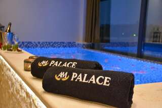 Отель AM Palace Дони-Штой Люкс с собственным бассейном-1